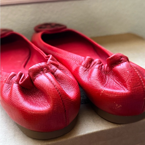 Tory Burch Red Flats 9 - Picture 14 of 14
